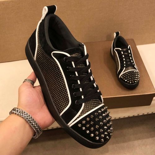 欧洲站男士铆钉鞋休闲运动鞋板鞋潮鞋cl男鞋2023新款春夏透气侧孔