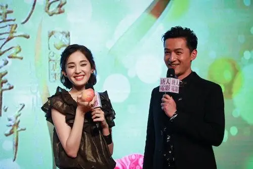 胡歌自嘲算术好孙艺洲娜扎带队做游戏状况百出