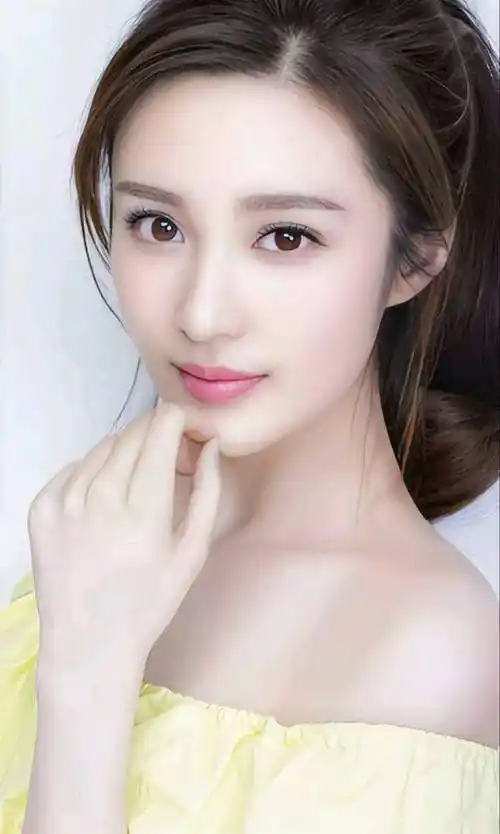 原创邬靖靖高清写真美图美若天仙令人心动