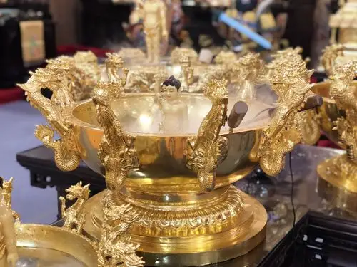 贴金九龙水浴佛盆摆件佛诞纯铜大号太子佛寺摆件