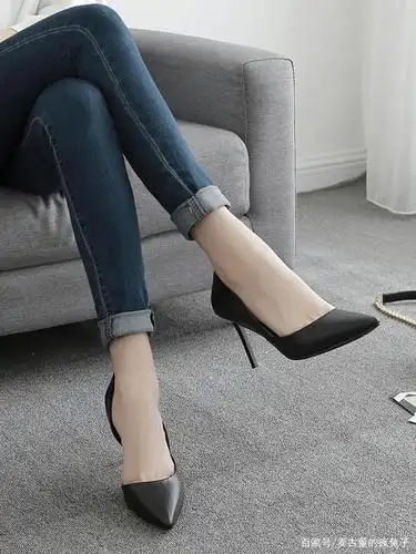 高跟鞋搭配这3种"裤子",显瘦又显高,太好看了