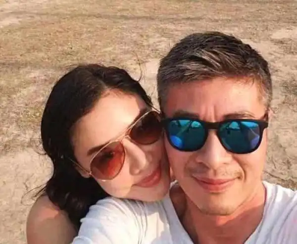 与富商结婚一年,丈夫国外千亩家产曝光,这才是娱乐圈中会嫁人的