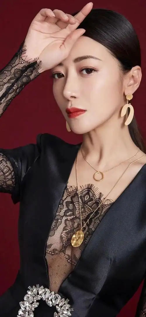 陈紫函壁纸,我好喜欢她饰演的胭脂和喜丧鬼