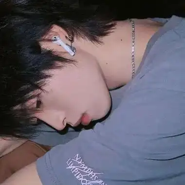 氛围感男头 #侧颜 #纯情男高 #男生头像干 - 抖音