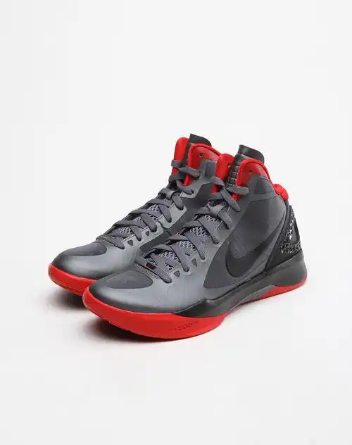 > 耐克nike 男款深灰拼黑色酷感时尚篮球鞋
