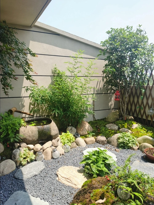 买了小洋房顶层,把16㎡露台改造成"日式小花园",有点小惊喜