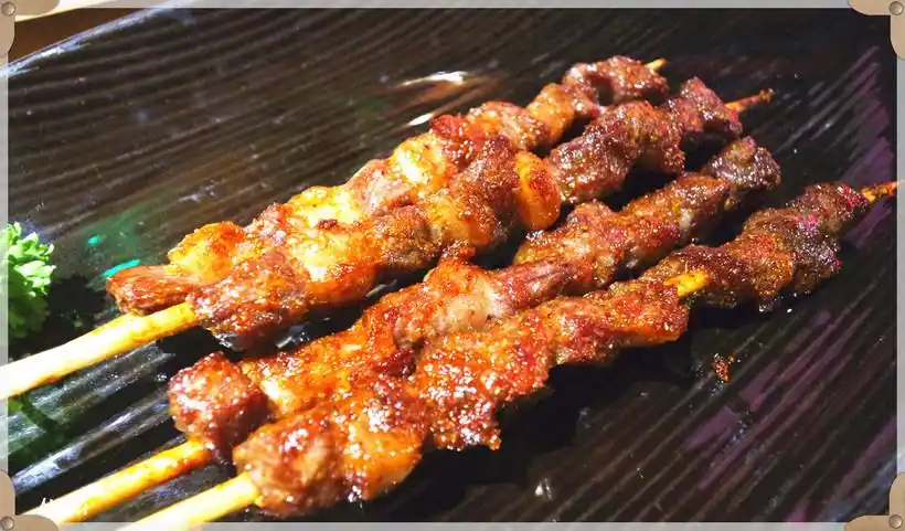 【狮】鲜牛肉火锅的极致鲜美 牛杂锅嫩牛肉牛舌牛午餐肉烤牛肉串 都是