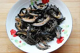 滑嫩滋补 海参烩菌菇