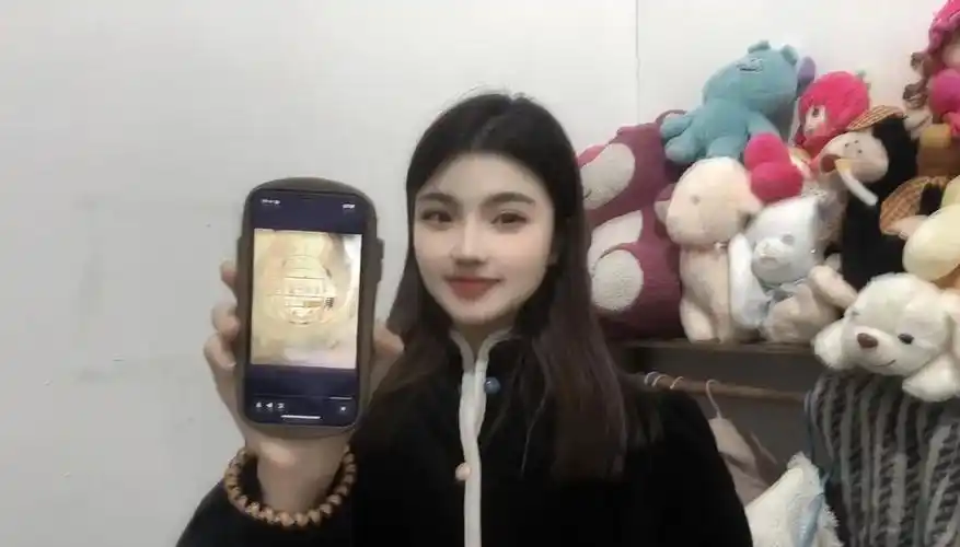 易烊千玺23岁生日 #今天是易烊千玺生日 #千纸鹤 #按时 - 抖音