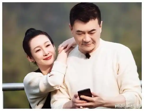 秦海璐:帮丧子丧夫的婆婆走出阴影,从此我是您的亲闺女|刘岩|记者