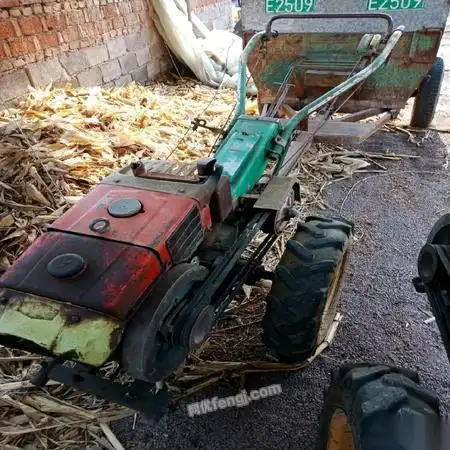 自用手扶拖拉机低价转让