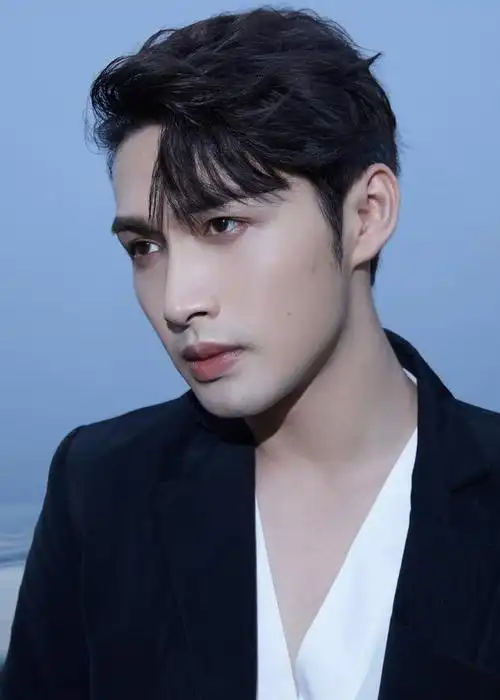 杨幂旗下的艺人有哪些