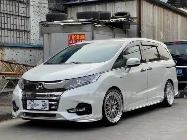 奥德赛提车作业买车不改不如推下海本田奥德赛改装案例