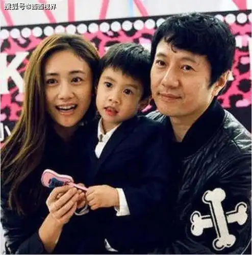 原创刘芸称结婚9年从不做饭被老公郑钧宠上天指甲暴露真实生活