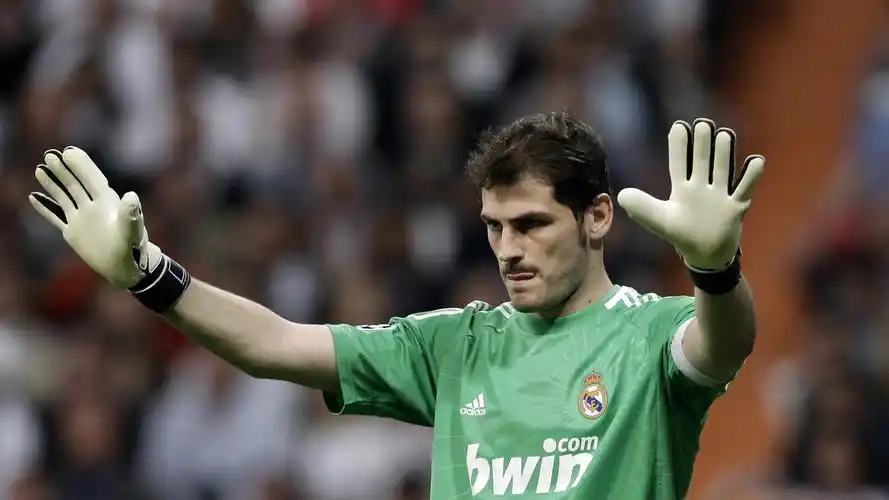 巴西卡西利亚斯世界杯电脑壁纸