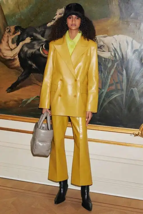 202122秋冬女装流行色分析