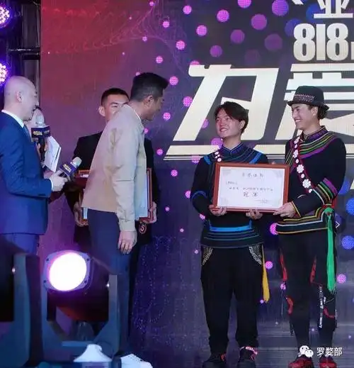 禄劝彝族小伙参加中国达人秀成功晋级唱哭在场所有观众