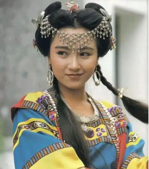 周星驰鹿鼎记几个老婆(周星驰鹿鼎记太后是谁)