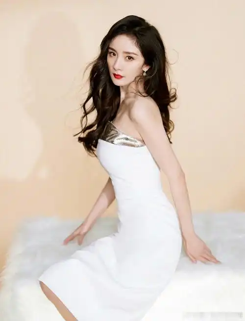 杨幂的好身材真的是无人能比#动态连更挑战