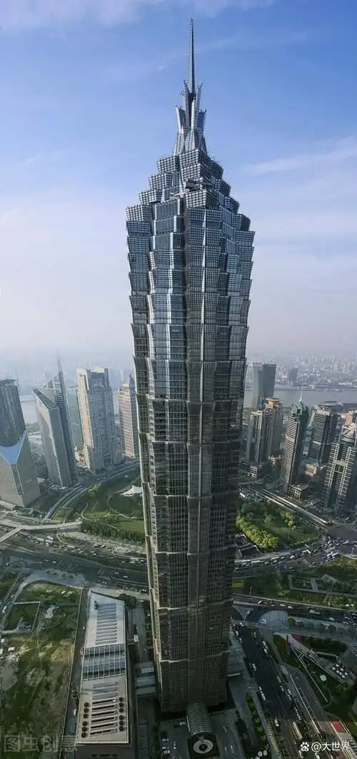 上海金茂大厦(shanghai jinmao tower),位于上海市浦东新区世纪大道88