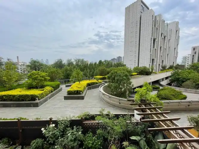 阳光上东安徒生花园新出两居