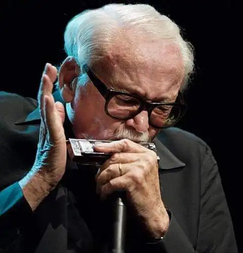 比利时爵士口琴演奏家toots thielemans