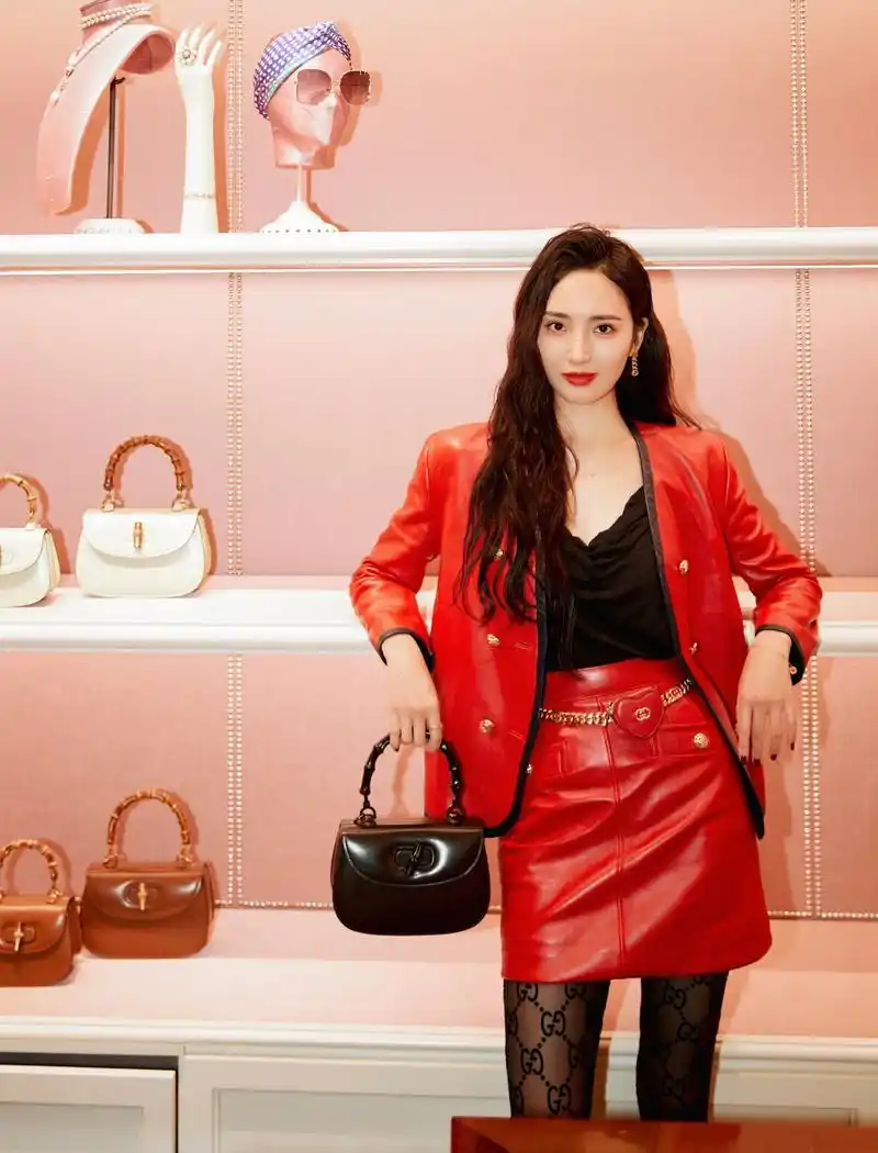 王紫璇高清写真:丝袜大长腿太吸睛了!#王紫璇