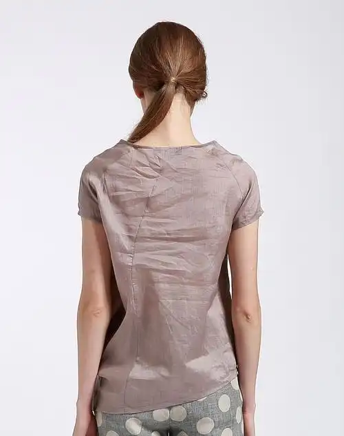 灰咖色宽松个性短袖上衣