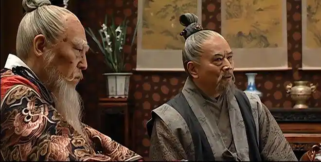 掌印太监吕芳跟嘉靖四十年了,这就代表吕芳是从嘉靖坐上皇位那天开始