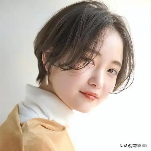 五十岁女性短发发型图片,五十岁女人的发型怎么才好看 - 珍缘易学