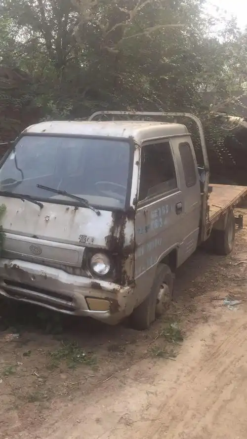 收旧车报废车!大小车辆!高价回收!