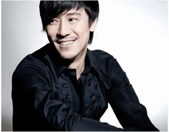 解小东公益单曲天使不寂寞独家首播图