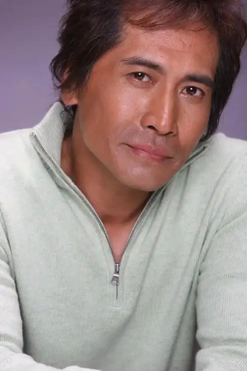 资料图片:齐秦2010北京演唱会宣传照