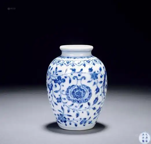 【清雍正 青花缠枝花卉纹小罐】拍卖品_图片_价格_鉴赏_清代青花瓷器