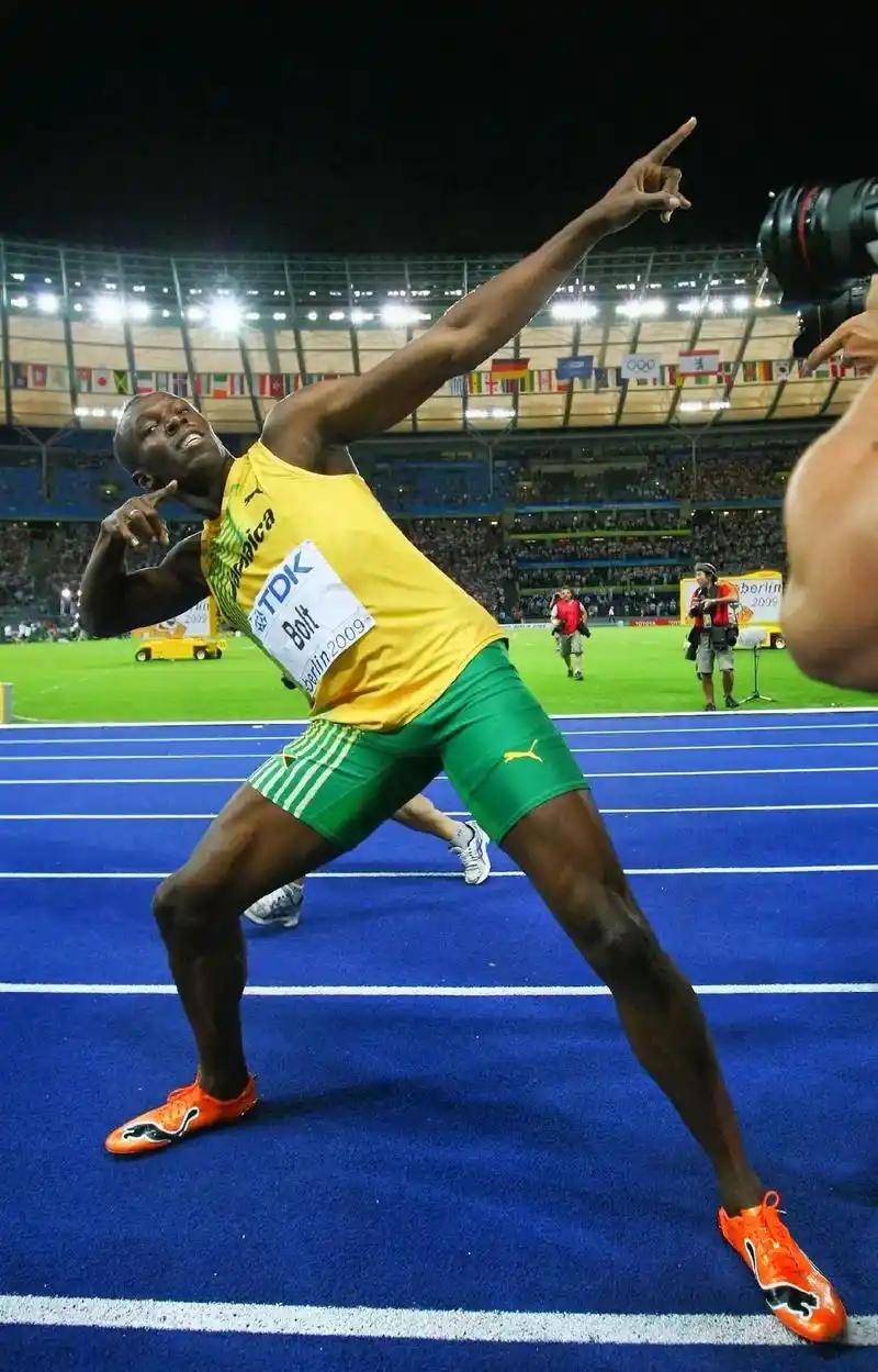 柏林世锦赛:博尔特封神之战!#田径 #博尔特 #短跑 #体育 - 抖音