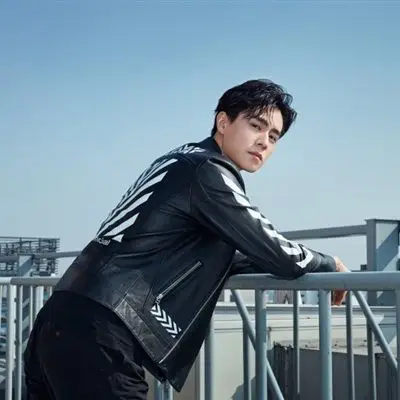 胡一天头像帅哥明星胡一天照片侧脸图片