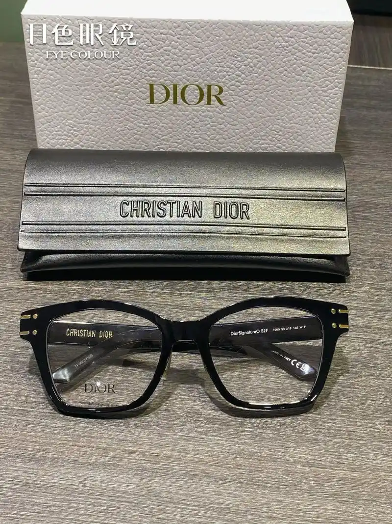 美女们该戴的素颜眼镜.产地:意大利 型号:diorsigna - 抖音