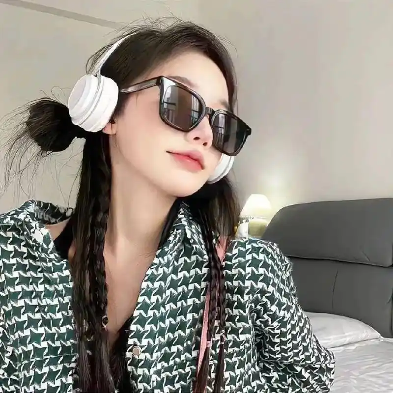 墨镜一戴  谁都不爱#优质头像 #女生头像  - 抖音