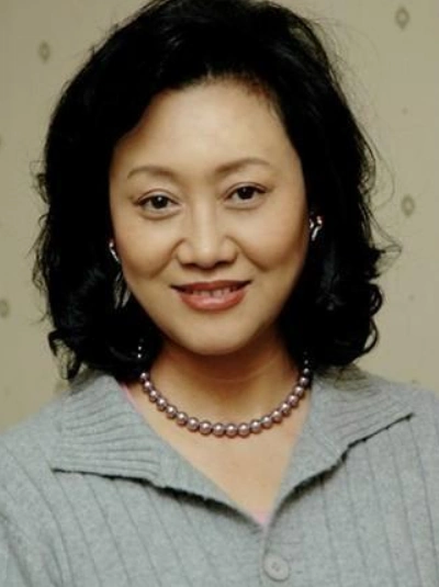 65岁老戏骨王丽云,与"金角大王"离婚后单身至今,女儿也是演员