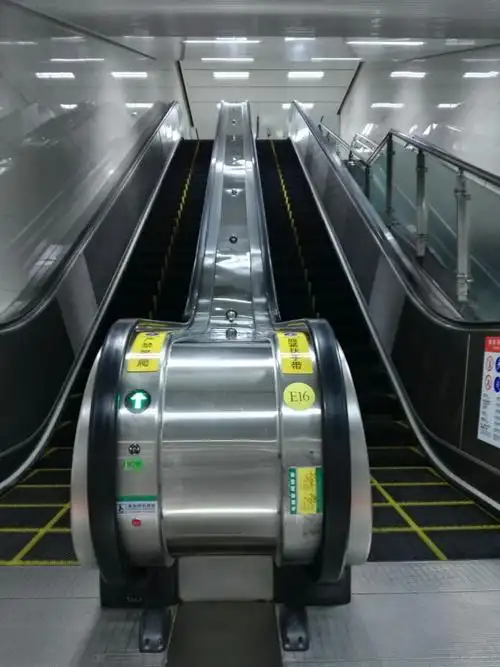 成都地铁的风光