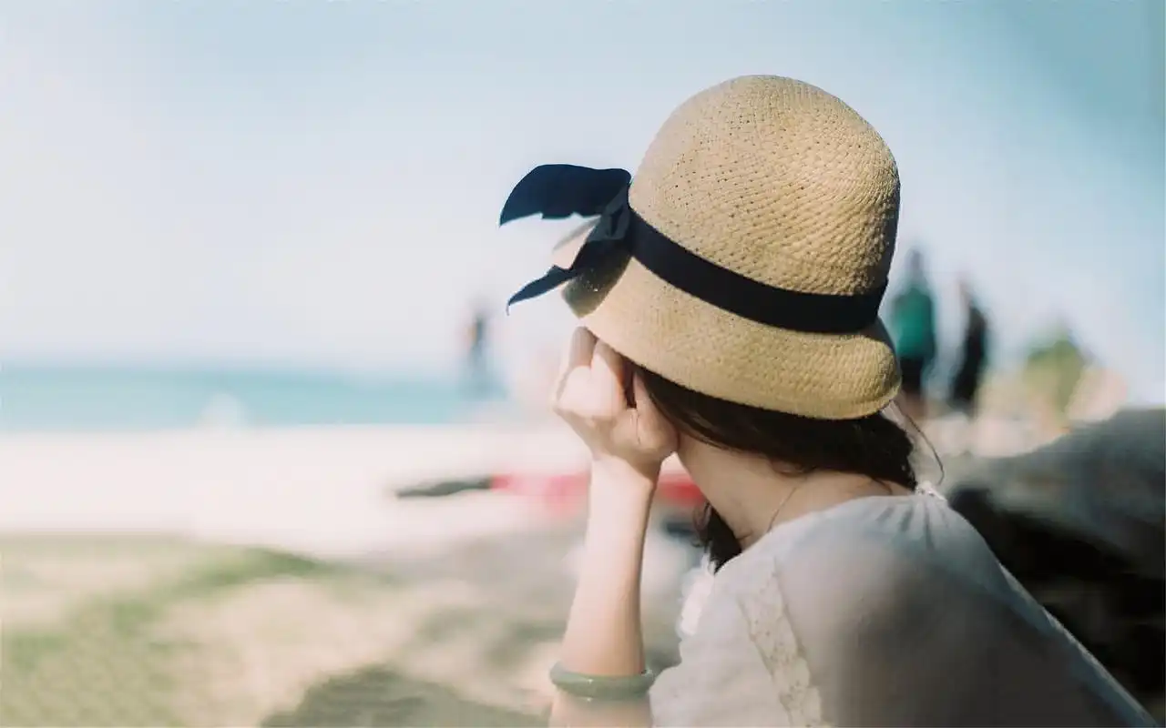 精选伤感女生的背影唯美摄影桌面壁纸图片大全