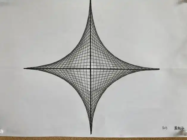 奇思妙想——台江校区鹰之队轴对称图形创意展