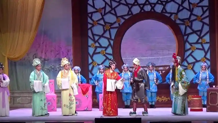 《卖油郎与花魁女》第七场 : "独占"主演:梁鈺 潘兆森 (云浮市粤剧团)