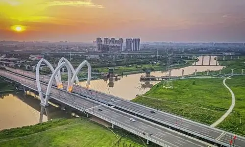 富裕路沣河大桥