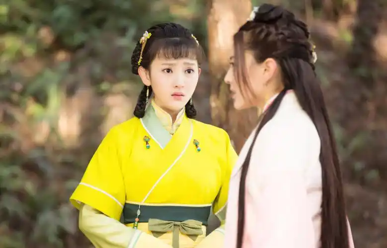 双世宠妃孙艺宁 饰 镜心