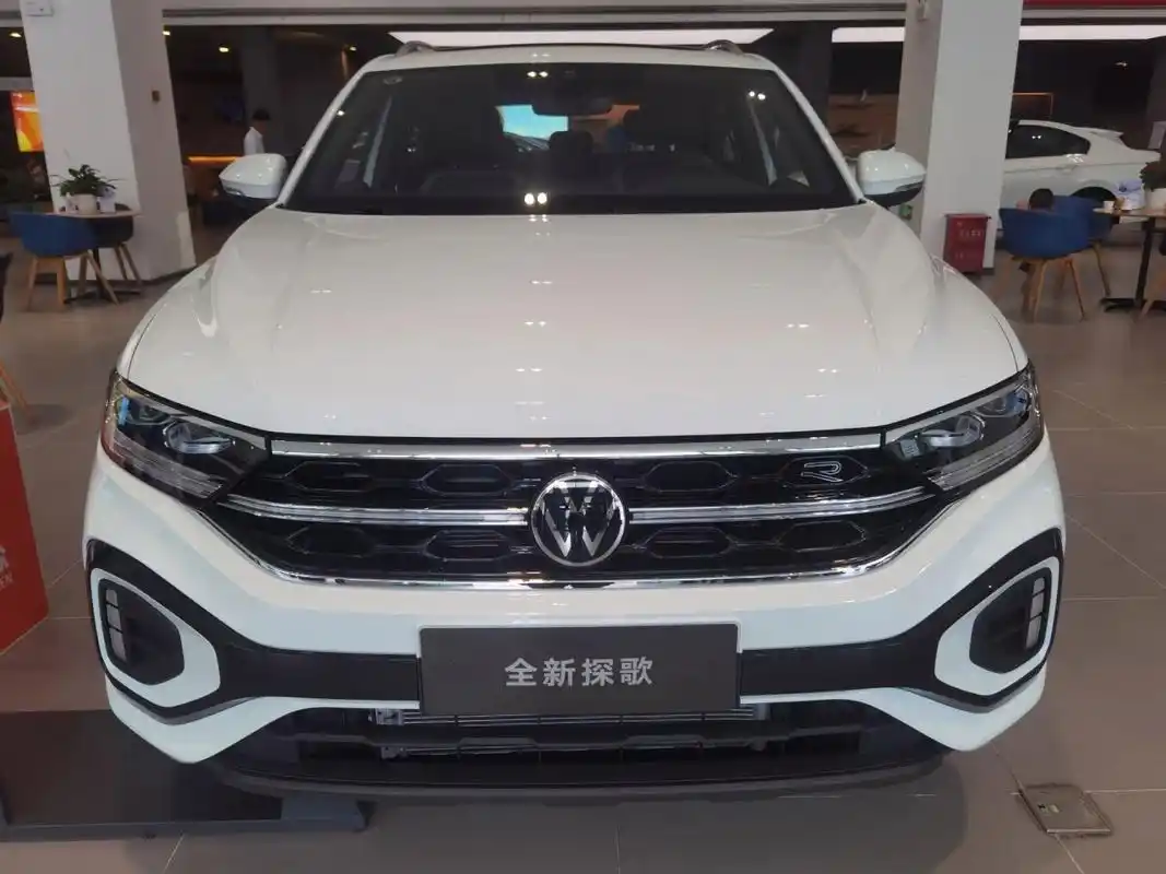 探歌是一汽大众旗下的紧凑型suv,其竞争对手有逍客,丰田奕泽和途岳等
