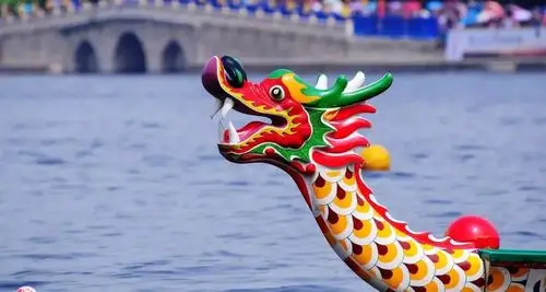 端午节快要到了,想不到广州各村的龙舟队和俱乐部,公历 5月初就已经密