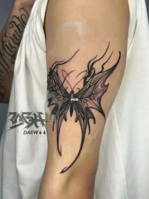 杭州,9315定#蝴蝶纹身  #纹身也清新  #纹身设计