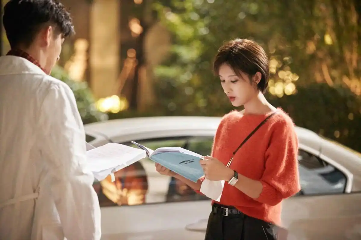 张俪《金牌投资人》  521,我爱俪 表白一下认真工作的胖俪 霸道少女苏