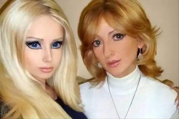 芭比娃娃现实版乌克兰模特瓦莱里娅卢基亚诺娃